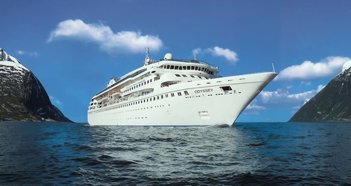 Luxury Travel to Your Summer Cruise: Azure Private Hire’s Ultimate Seaport Transfer