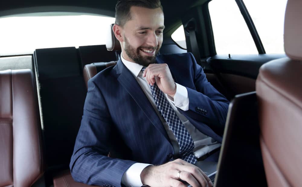 5 Reasons for Using a Corporate Chauffeur When Traveling for Business