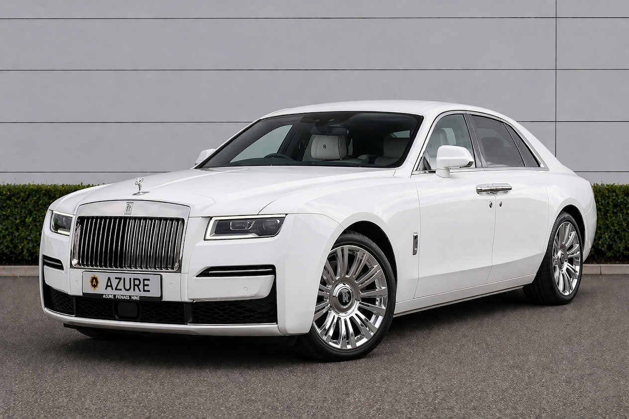 Rolls Royce Ghost – White